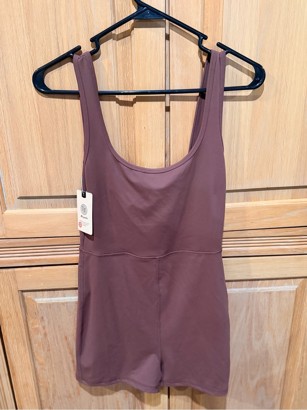 Women's Size M Athletic Training One Piece Bodysuit Romper Mauve Brown NWT